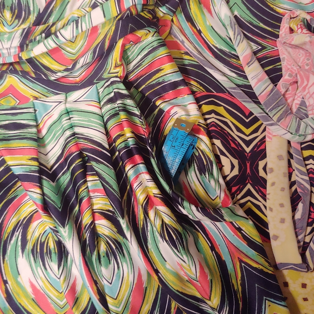 Patterned Strapless Dress - Picture 7 of 9
